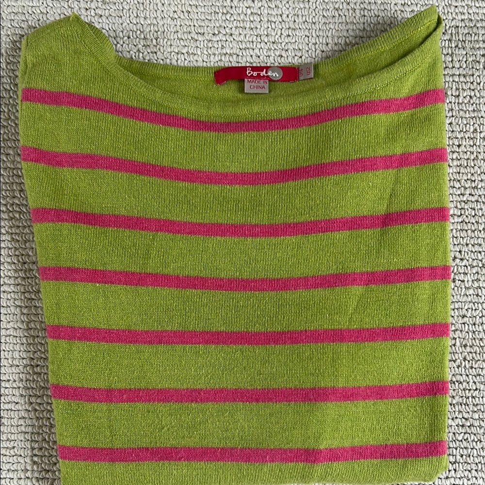 Boden Green and Pink Striped Crew Neck Sweater🌿